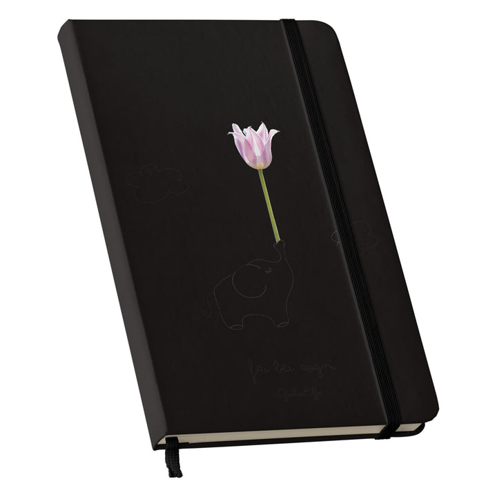 Taccuino Fai bei sogni dell'album Creatività su carta di GiuliaEffe: copertina soft touch in 8 colori, con chiusura e segnalibro coordinati