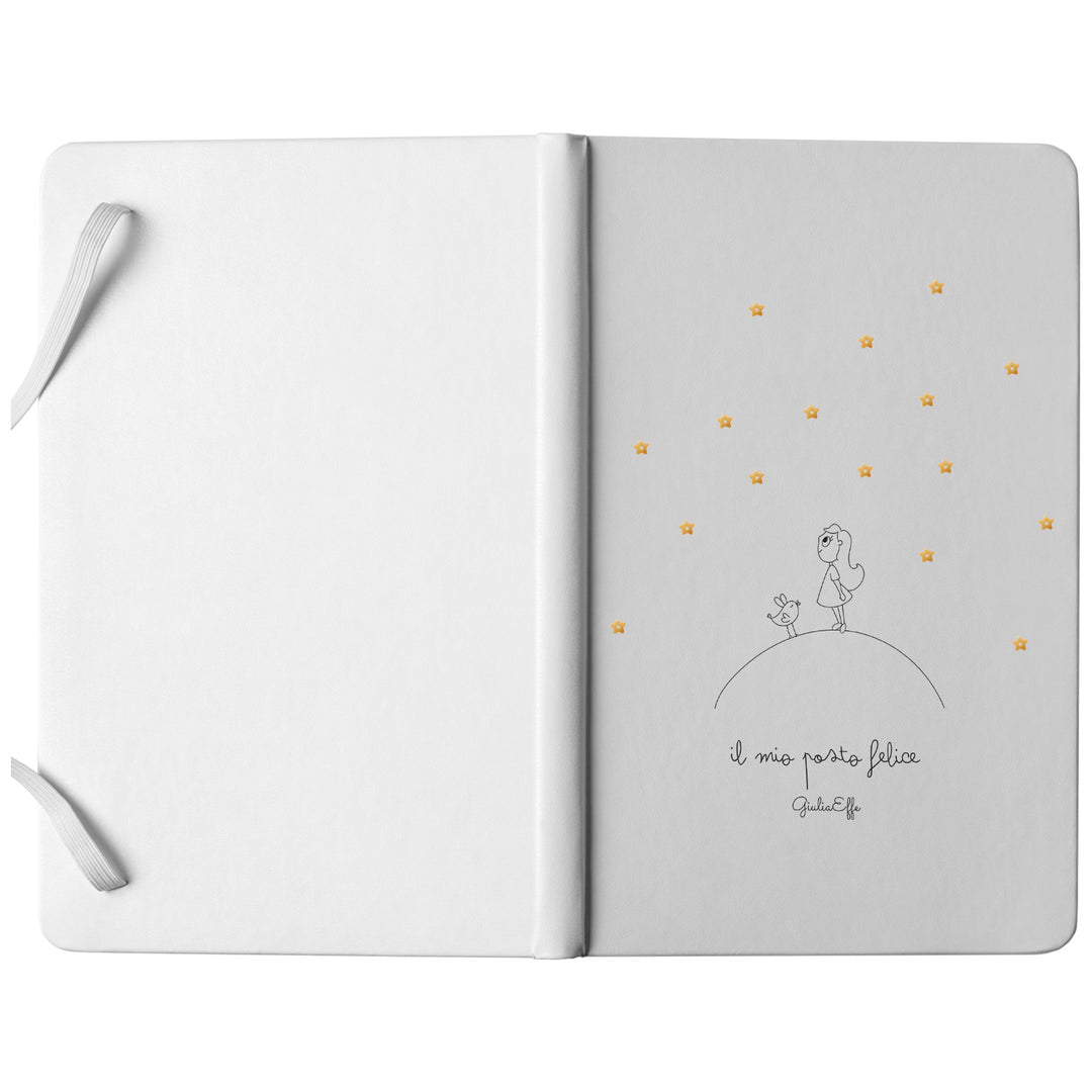 Taccuino Il mio posto felice dell'album Creatività su carta di GiuliaEffe: copertina soft touch in 8 colori, con chiusura e segnalibro coordinati