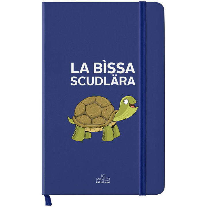 Taccuino LA BÌSSA SCUDLÄRA dell'album LÌNNEA BÉSTJI di Io parlo parmigiano: copertina soft touch in 8 colori, con chiusura e segnalibro coordinati
