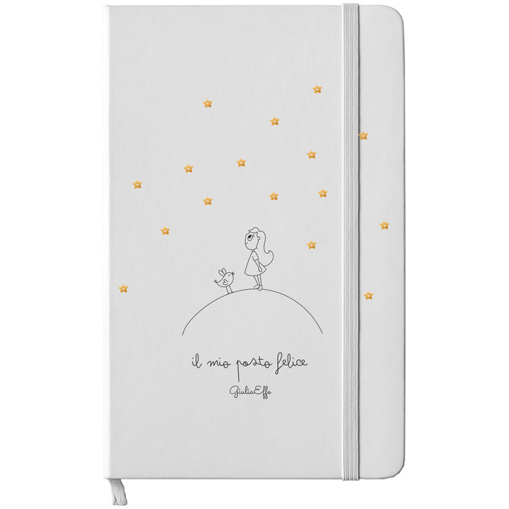 Taccuino Il mio posto felice dell'album Creatività su carta di GiuliaEffe: copertina soft touch in 8 colori, con chiusura e segnalibro coordinati