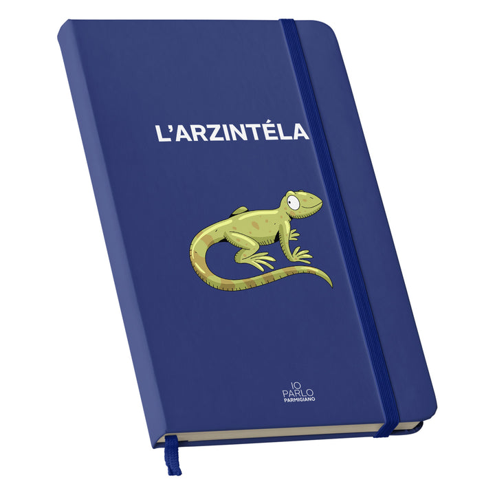 Taccuino L'ARZINTÉLA dell'album LÌNNEA BÉSTJI di Io parlo parmigiano: copertina soft touch in 8 colori, con chiusura e segnalibro coordinati