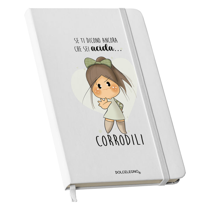 Taccuino Acida dell'album I taccuini delle Bubine di DOLCELEGNO: copertina soft touch in 8 colori, con chiusura e segnalibro coordinati