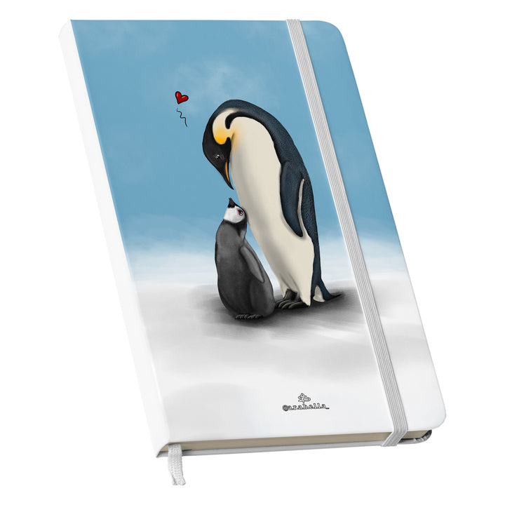 Taccuino Papà pinguino dell'album Amore in taccuini di Arabella: copertina soft touch in 8 colori, con chiusura e segnalibro coordinati