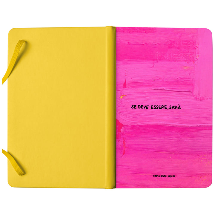Taccuino Sarà dell'album Taccuini Art is terapy di Stella Bellingeri: copertina soft touch in 8 colori, con chiusura e segnalibro coordinati