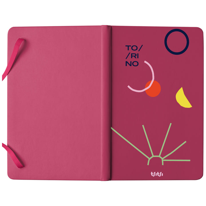 Taccuino TORINO dell'album Mapperó di TSITSI CONCEPT: copertina soft touch in 8 colori, con chiusura e segnalibro coordinati