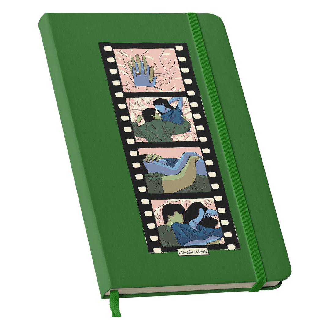 Taccuino Pellicola dell'album Taccuini Verdi e Blu di Fumettiverdieblu: copertina soft touch in 8 colori, con chiusura e segnalibro coordinati